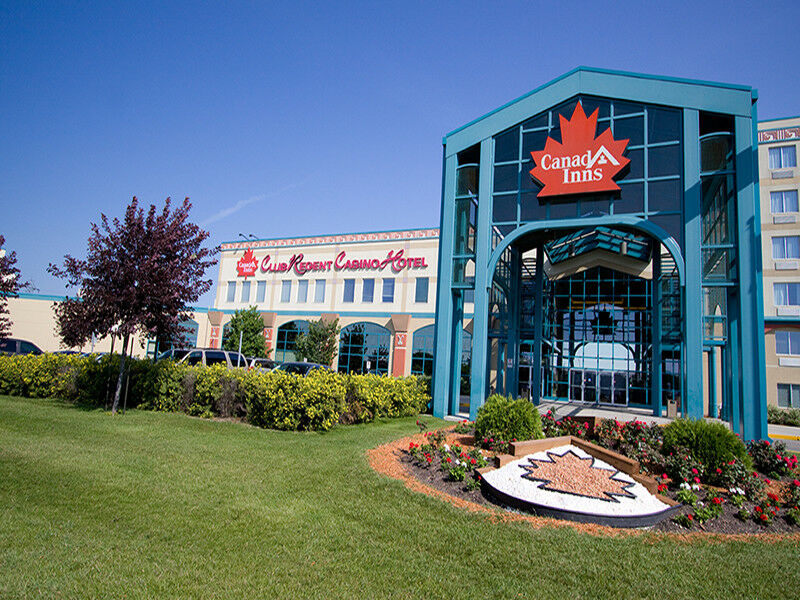 Canad Inns Destination Centre Club Regent Casino Hotel Winnipeg Exterior photo